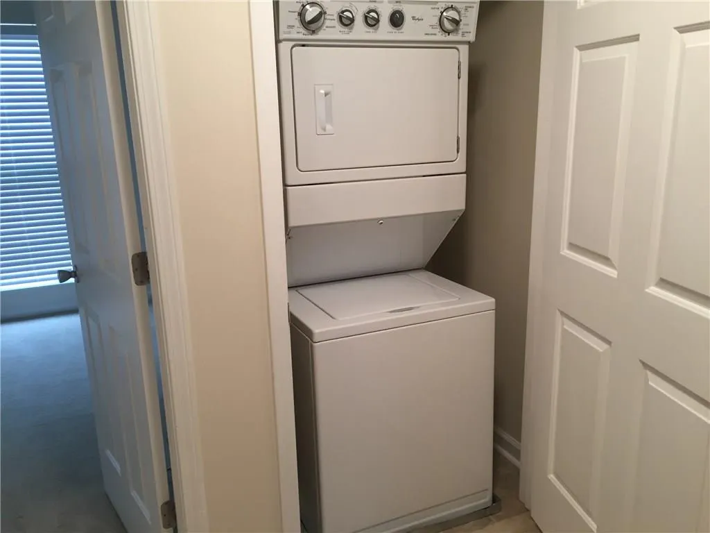 235 Winding River Drive Unit G, Sandy Springs, Georgia 30350, 2 Bedrooms Bedrooms, ,1 BathroomBathrooms,Residential,Sold,235 Winding River Drive Unit G,5817693