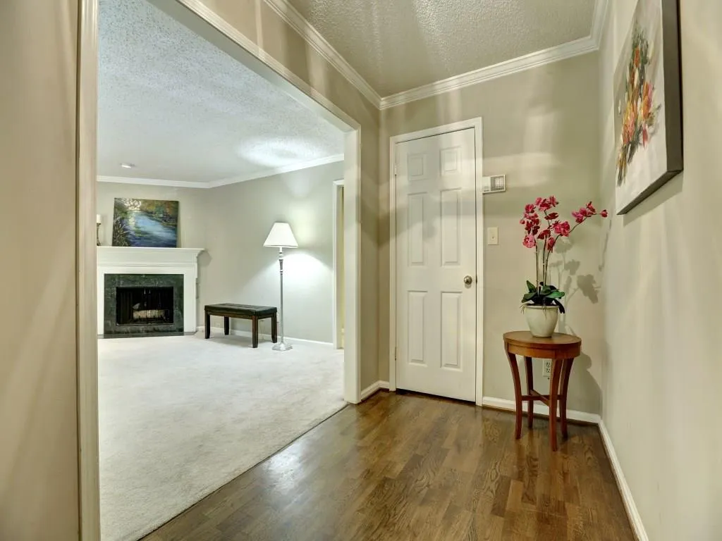 248 The South Chace Unit 248, Sandy Springs, Georgia 30328, 3 Bedrooms Bedrooms, ,2 BathroomsBathrooms,Residential,Sold,248 The South Chace Unit 248,5729448