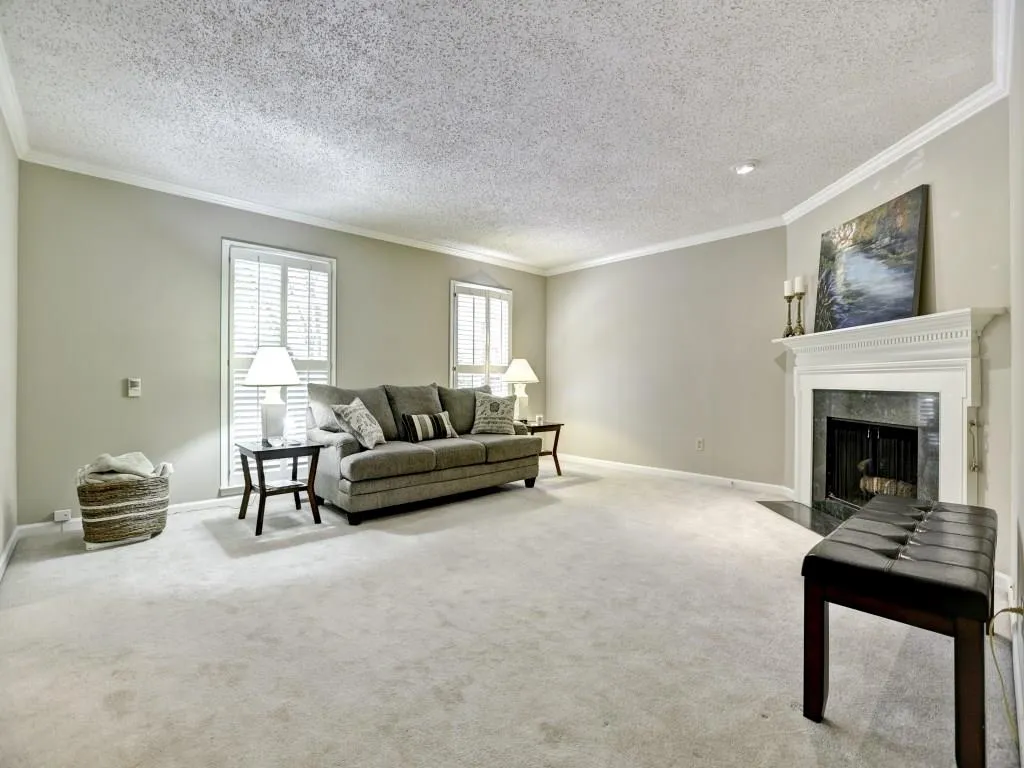 248 The South Chace Unit 248, Sandy Springs, Georgia 30328, 3 Bedrooms Bedrooms, ,2 BathroomsBathrooms,Residential,Sold,248 The South Chace Unit 248,5729448