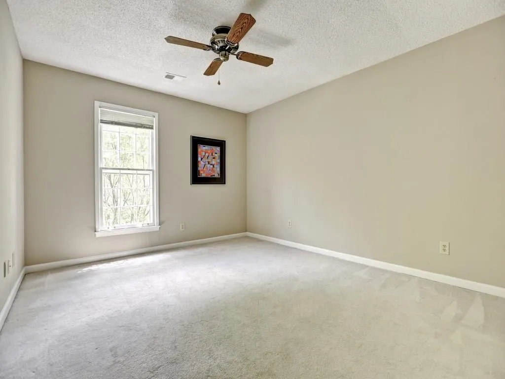 248 The South Chace Unit 248, Sandy Springs, Georgia 30328, 3 Bedrooms Bedrooms, ,2 BathroomsBathrooms,Residential,Sold,248 The South Chace Unit 248,5729448