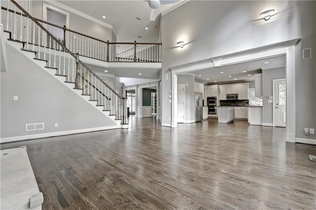 265 Fieldsborn Court, Sandy Springs, Georgia 30328, 6 Bedrooms Bedrooms, ,5 BathroomsBathrooms,Residential,Sold,265 Fieldsborn Court,5767280