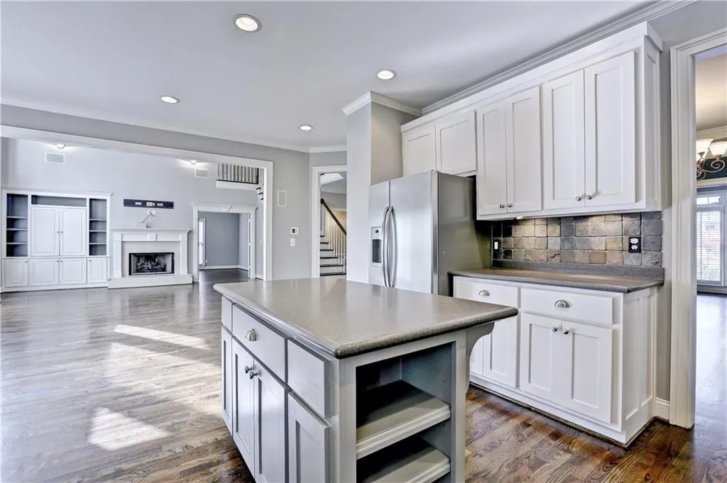 265 Fieldsborn Court, Sandy Springs, Georgia 30328, 6 Bedrooms Bedrooms, ,5 BathroomsBathrooms,Residential,Sold,265 Fieldsborn Court,5767280