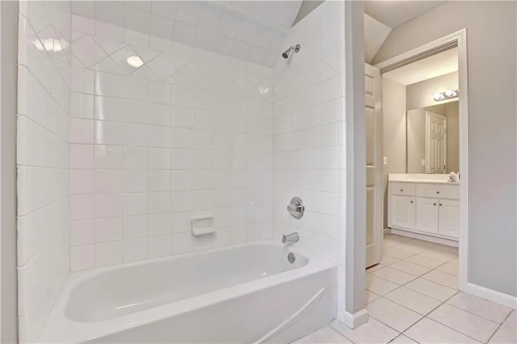 265 Fieldsborn Court, Sandy Springs, Georgia 30328, 6 Bedrooms Bedrooms, ,5 BathroomsBathrooms,Residential,Sold,265 Fieldsborn Court,5767280