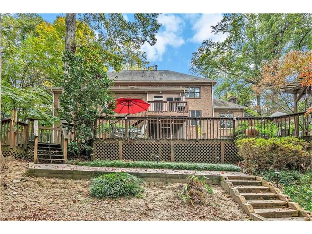 7740 Sagebrush Drive, Atlanta, Georgia 30350, 5 Bedrooms Bedrooms, ,5 BathroomsBathrooms,Residential,Sold,7740 Sagebrush Drive,7544278