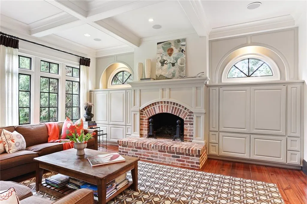 3303 Habersham Road Nw, Atlanta, Georgia 30305, 6 Bedrooms Bedrooms, ,5 BathroomsBathrooms,Residential,Sold,3303 Habersham Road Nw,5851095