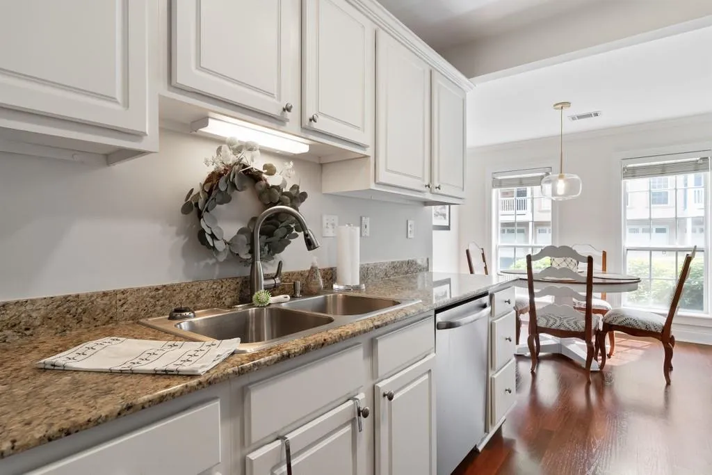 1004 Masons Creek Circle Unit 1004, Atlanta, Georgia 30350, 2 Bedrooms Bedrooms, ,2 BathroomsBathrooms,Residential,Sold,1004 Masons Creek Circle Unit 1004,6728738