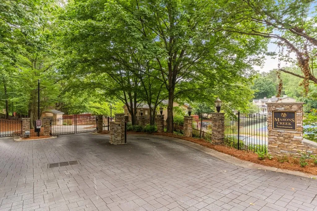 1004 Masons Creek Circle Unit 1004, Atlanta, Georgia 30350, 2 Bedrooms Bedrooms, ,2 BathroomsBathrooms,Residential,Sold,1004 Masons Creek Circle Unit 1004,6728738