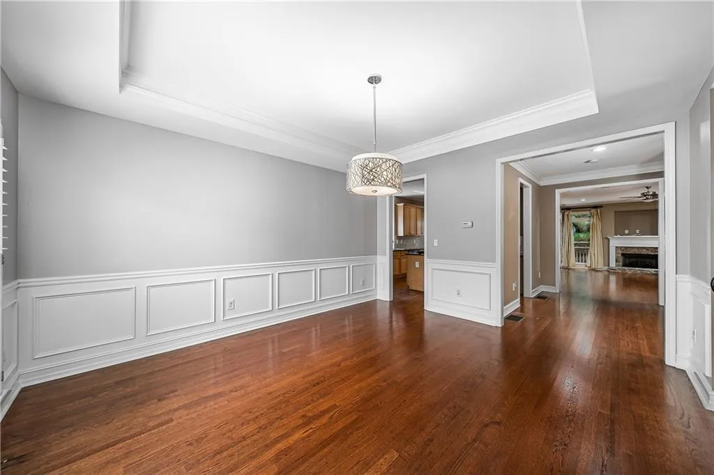7300 Village Creek Trace, Atlanta, Georgia 30328, 4 Bedrooms Bedrooms, ,3 BathroomsBathrooms,Residential,Sold,7300 Village Creek Trace,6945819