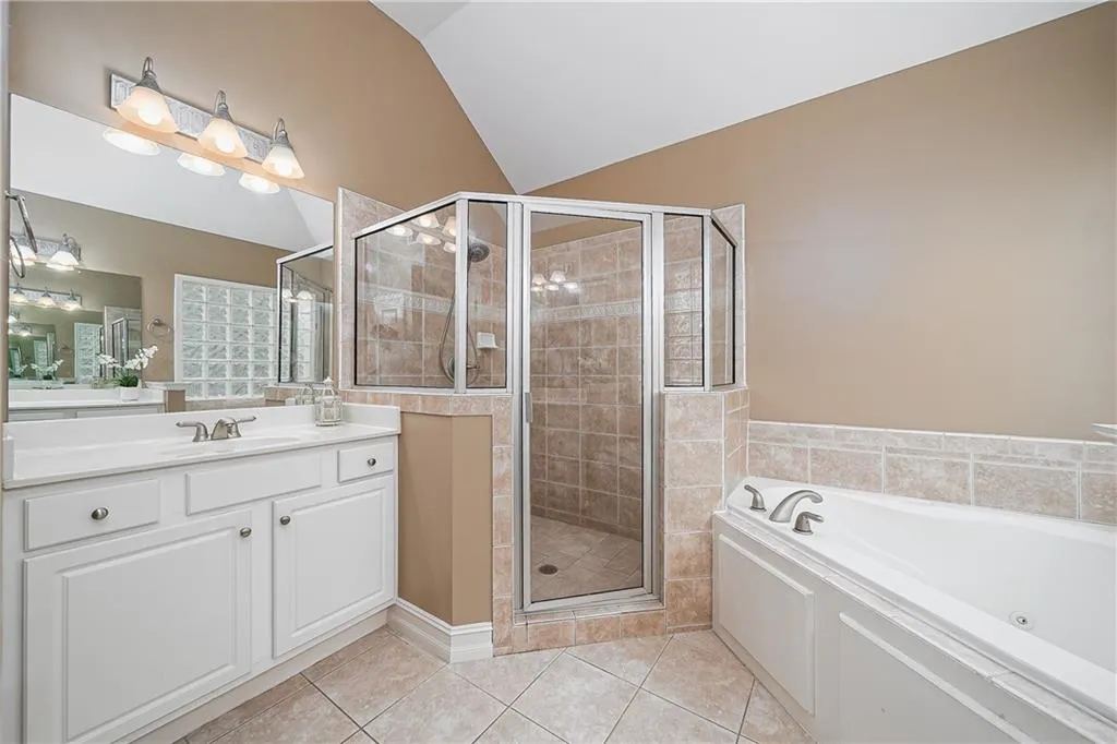 7300 Village Creek Trace, Atlanta, Georgia 30328, 4 Bedrooms Bedrooms, ,3 BathroomsBathrooms,Residential,Sold,7300 Village Creek Trace,6945819