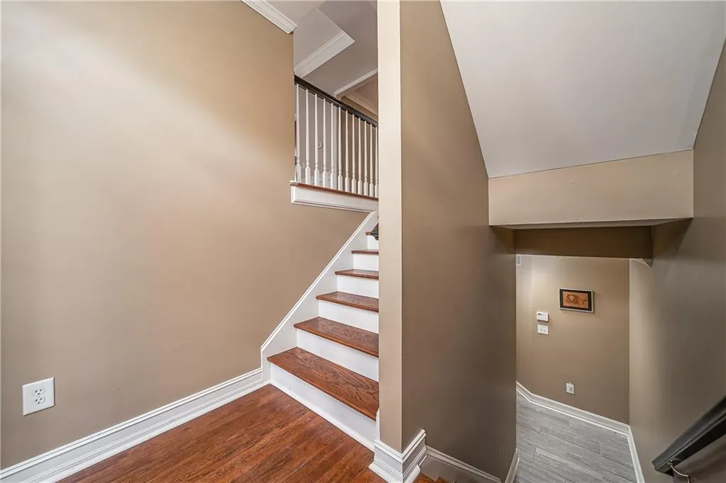 7300 Village Creek Trace, Atlanta, Georgia 30328, 4 Bedrooms Bedrooms, ,3 BathroomsBathrooms,Residential,Sold,7300 Village Creek Trace,6945819