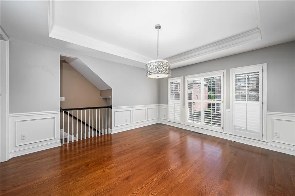 7300 Village Creek Trace, Atlanta, Georgia 30328, 4 Bedrooms Bedrooms, ,3 BathroomsBathrooms,Residential,Sold,7300 Village Creek Trace,6945819