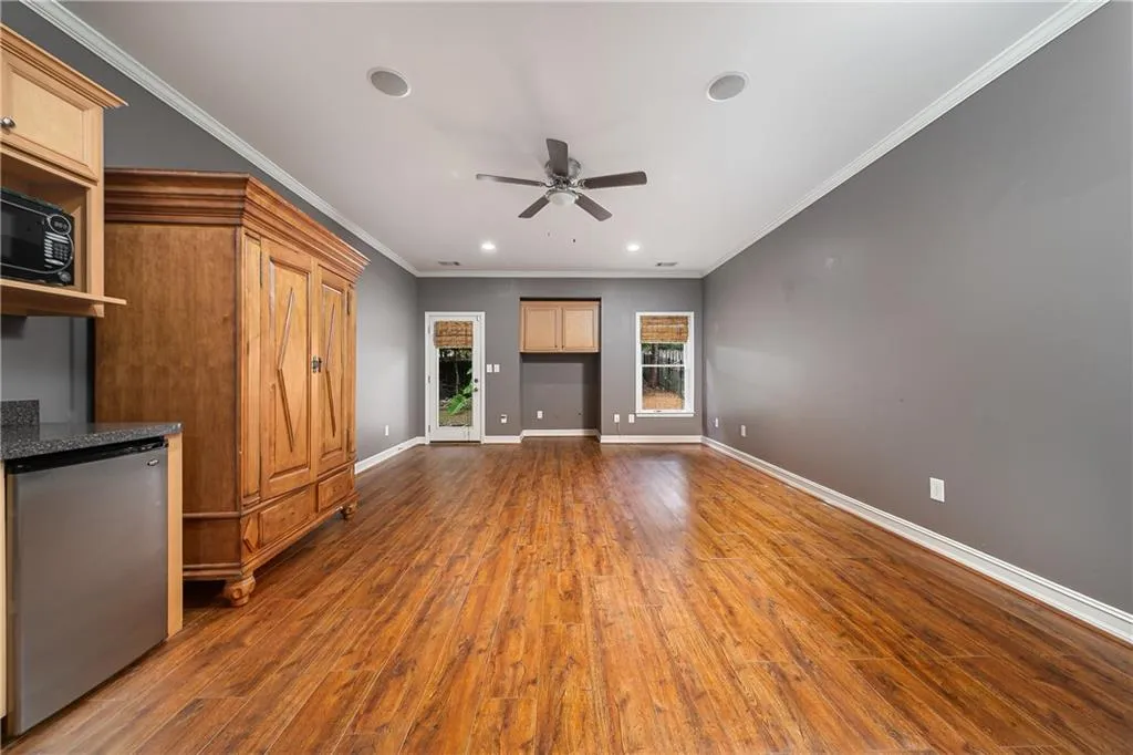 7300 Village Creek Trace, Atlanta, Georgia 30328, 4 Bedrooms Bedrooms, ,3 BathroomsBathrooms,Residential,Sold,7300 Village Creek Trace,6945819