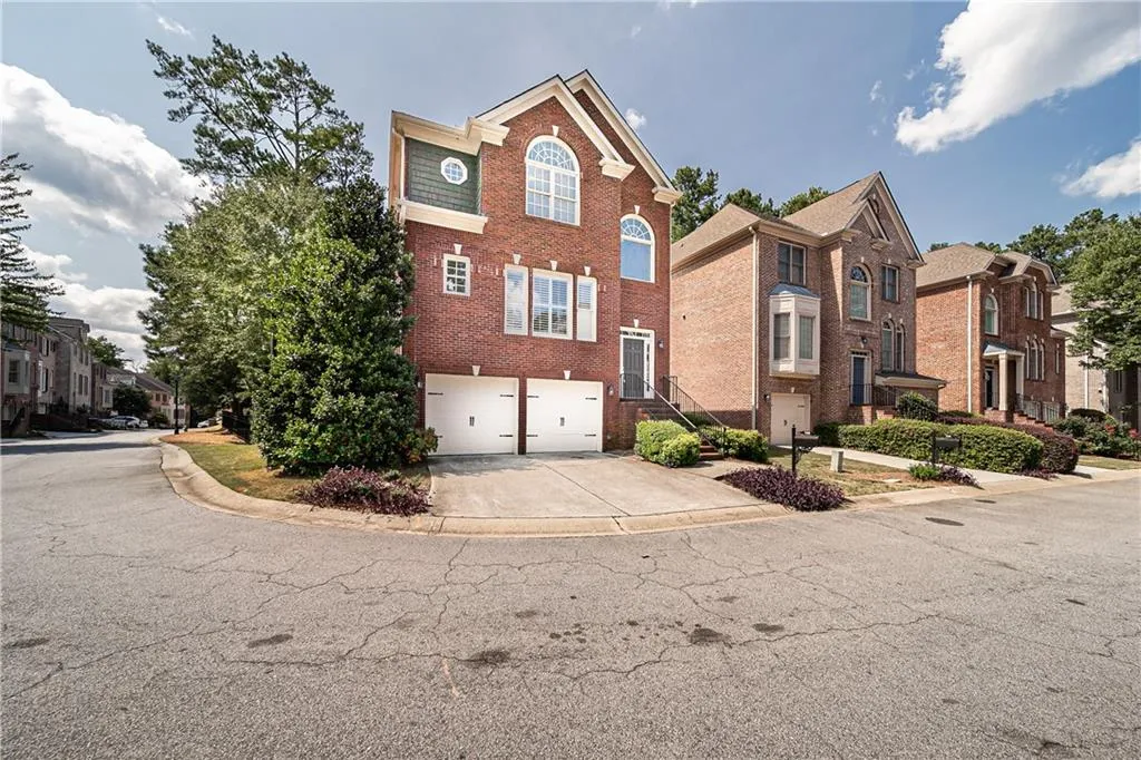 7300 Village Creek Trace, Atlanta, Georgia 30328, 4 Bedrooms Bedrooms, ,3 BathroomsBathrooms,Residential,Sold,7300 Village Creek Trace,6945819