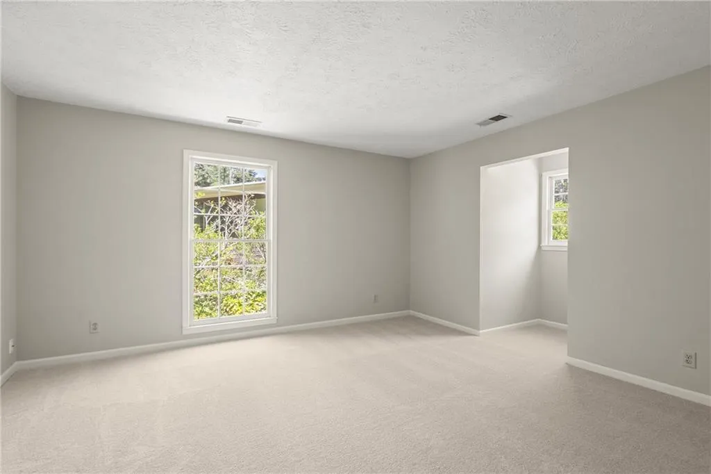 6580 Scott Valley Road, Sandy Springs, Georgia 30328, 3 Bedrooms Bedrooms, ,2 BathroomsBathrooms,Residential,Sold,6580 Scott Valley Road,7547759