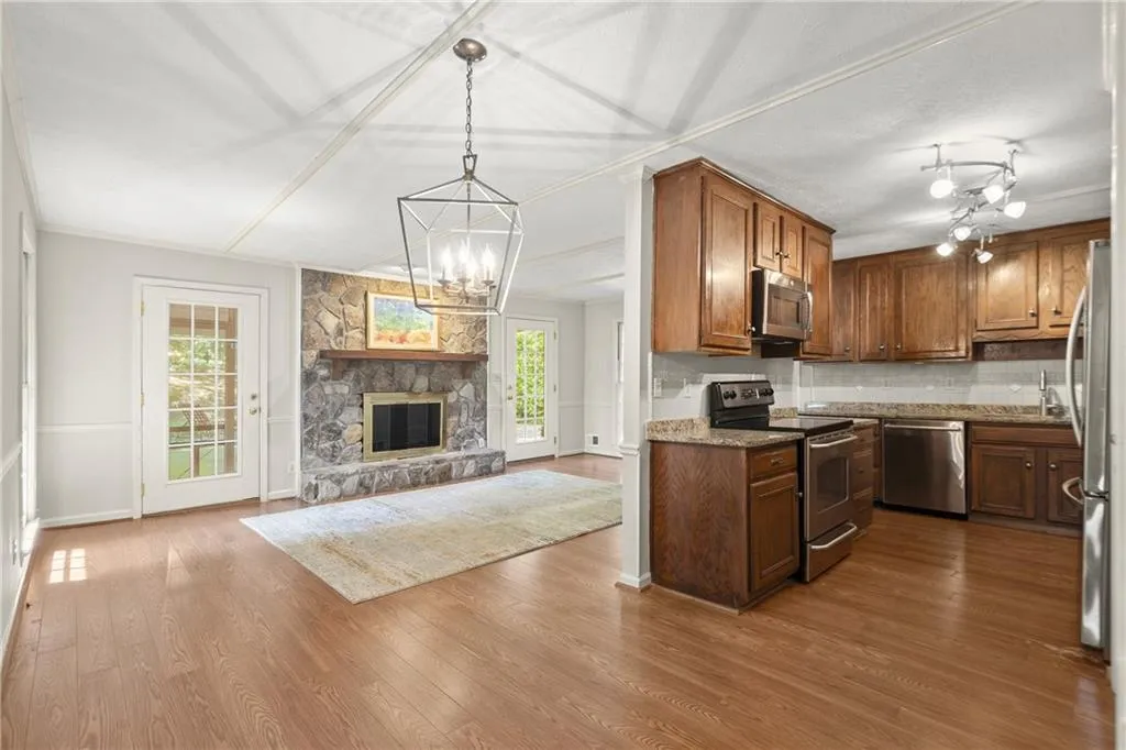 6580 Scott Valley Road, Sandy Springs, Georgia 30328, 3 Bedrooms Bedrooms, ,2 BathroomsBathrooms,Residential,Sold,6580 Scott Valley Road,7547759