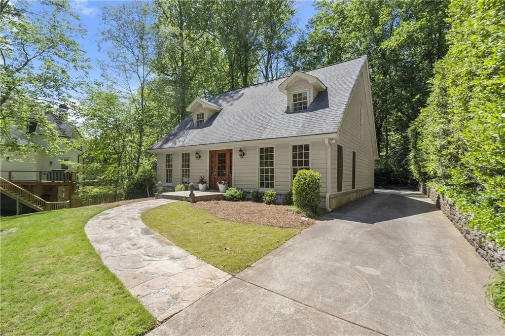 6580 Scott Valley Road, Sandy Springs, Georgia 30328, 3 Bedrooms Bedrooms, ,2 BathroomsBathrooms,Residential,Sold,6580 Scott Valley Road,7547759