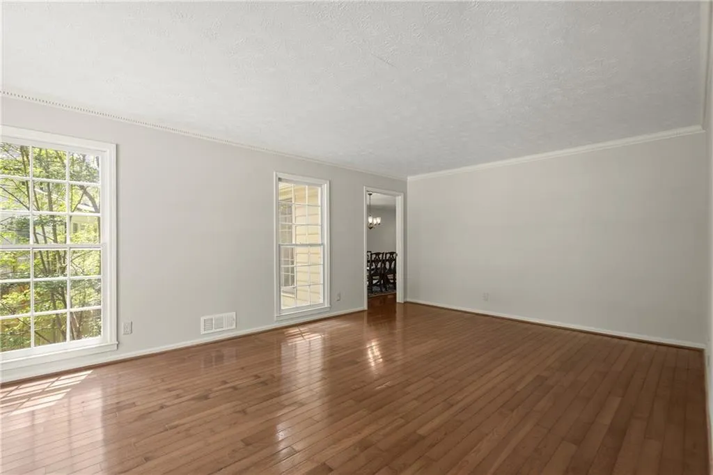 6580 Scott Valley Road, Sandy Springs, Georgia 30328, 3 Bedrooms Bedrooms, ,2 BathroomsBathrooms,Residential,Sold,6580 Scott Valley Road,7547759