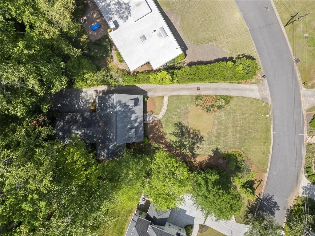 6580 Scott Valley Road, Sandy Springs, Georgia 30328, 3 Bedrooms Bedrooms, ,2 BathroomsBathrooms,Residential,Sold,6580 Scott Valley Road,7547759