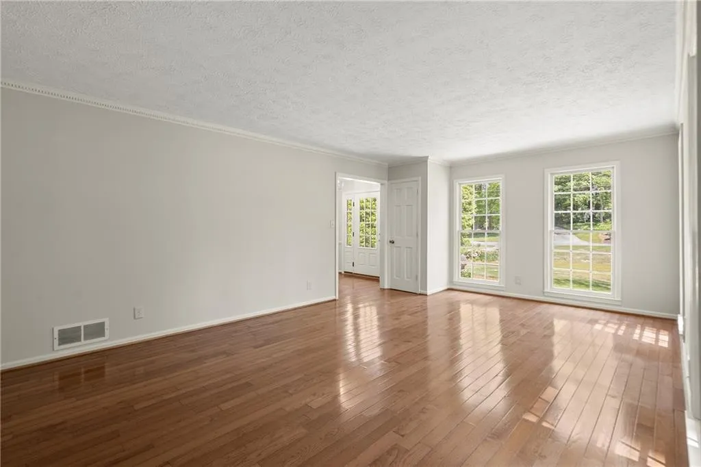 6580 Scott Valley Road, Sandy Springs, Georgia 30328, 3 Bedrooms Bedrooms, ,2 BathroomsBathrooms,Residential,Sold,6580 Scott Valley Road,7547759