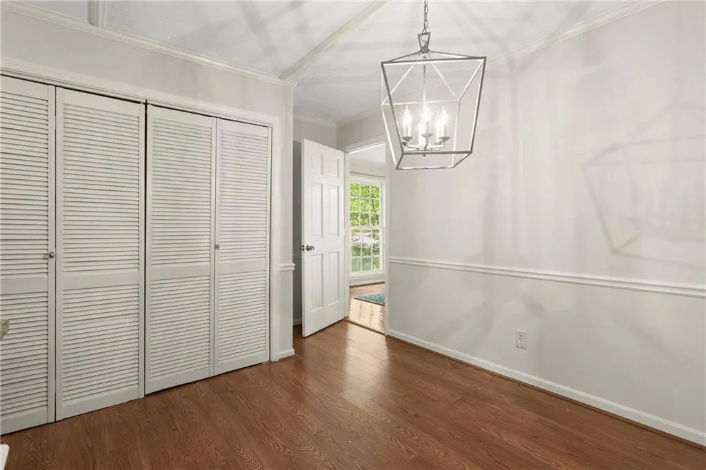 6580 Scott Valley Road, Sandy Springs, Georgia 30328, 3 Bedrooms Bedrooms, ,2 BathroomsBathrooms,Residential,Sold,6580 Scott Valley Road,7547759
