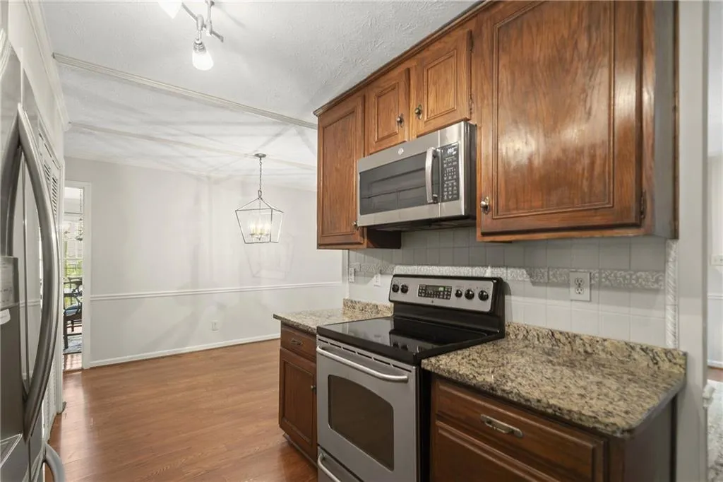 6580 Scott Valley Road, Sandy Springs, Georgia 30328, 3 Bedrooms Bedrooms, ,2 BathroomsBathrooms,Residential,Sold,6580 Scott Valley Road,7547759