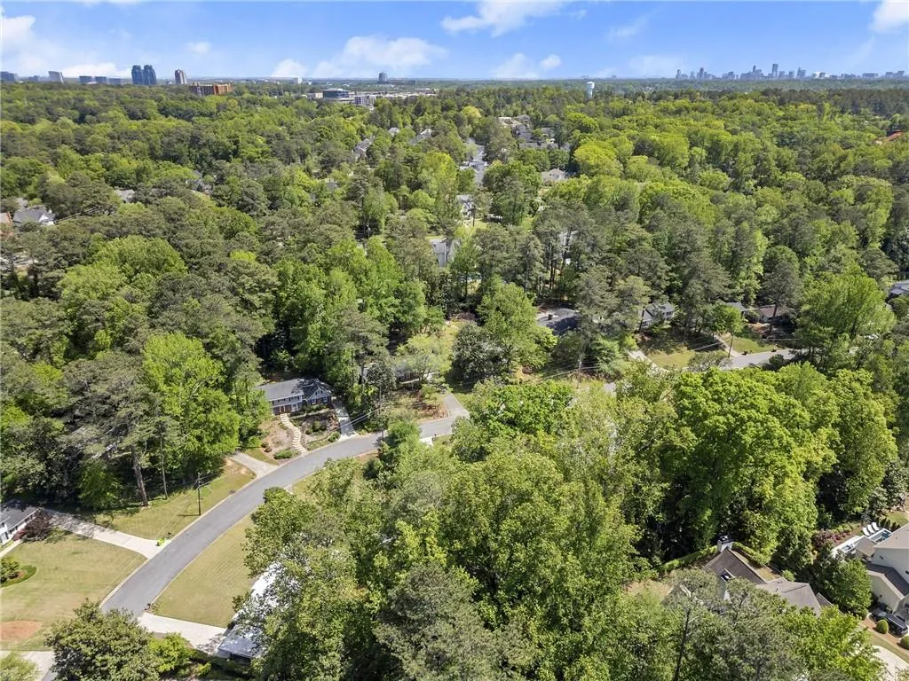 6580 Scott Valley Road, Sandy Springs, Georgia 30328, 3 Bedrooms Bedrooms, ,2 BathroomsBathrooms,Residential,Sold,6580 Scott Valley Road,7547759
