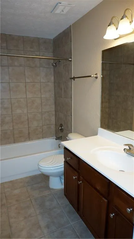 8701 Dunwoody Place Unit B, Sandy Springs, Georgia 30350, 3 Bedrooms Bedrooms, ,2 BathroomsBathrooms,Residential,Sold,8701 Dunwoody Place Unit B,5942436