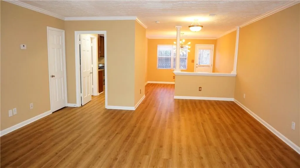 8701 Dunwoody Place Unit B, Sandy Springs, Georgia 30350, 3 Bedrooms Bedrooms, ,2 BathroomsBathrooms,Residential,Sold,8701 Dunwoody Place Unit B,5942436