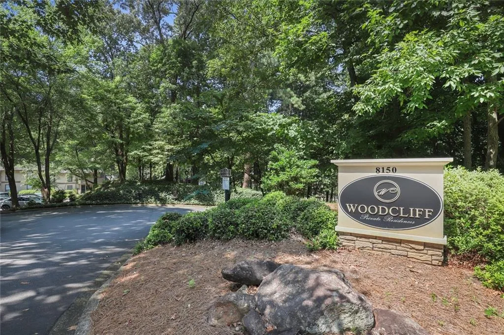 1509 Woodcliff Drive, Sandy Springs, Georgia 30350, 2 Bedrooms Bedrooms, ,1 BathroomBathrooms,Residential,Sold,1509 Woodcliff Drive,6920952