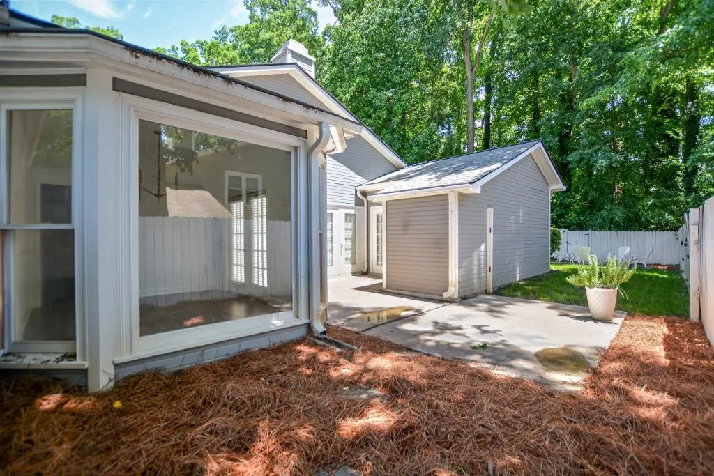 2992 Crosswycke Forest Drive Ne, Brookhaven, Georgia 30319, 2 Bedrooms Bedrooms, ,2 BathroomsBathrooms,Residential,For Sale,2992 Crosswycke Forest Drive Ne,7637040