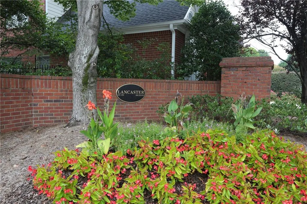 1010 Lancaster Walk, Sandy Springs, Georgia 30328, 4 Bedrooms Bedrooms, ,3 BathroomsBathrooms,Residential,Sold,1010 Lancaster Walk,5743547