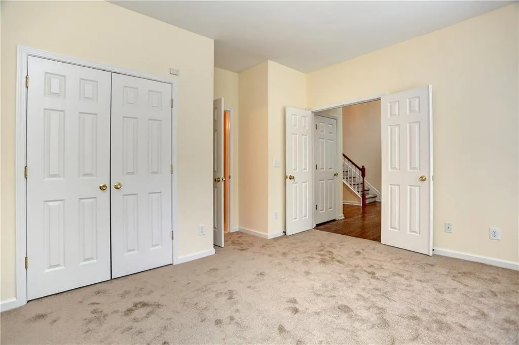 1010 Lancaster Walk, Sandy Springs, Georgia 30328, 4 Bedrooms Bedrooms, ,3 BathroomsBathrooms,Residential,Sold,1010 Lancaster Walk,5743547