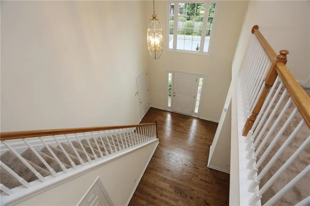 1010 Lancaster Walk, Sandy Springs, Georgia 30328, 4 Bedrooms Bedrooms, ,3 BathroomsBathrooms,Residential,Sold,1010 Lancaster Walk,5743547