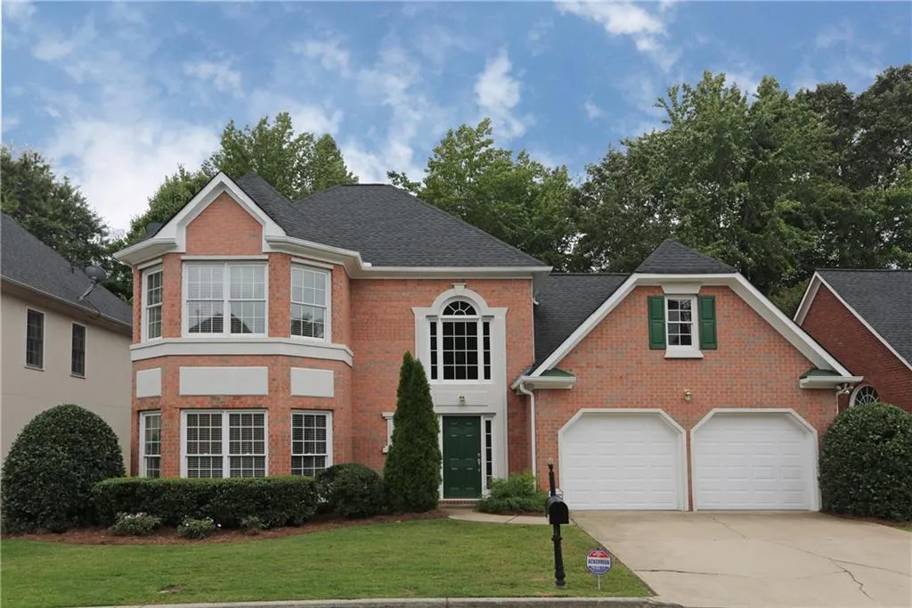 1010 Lancaster Walk, Sandy Springs, Georgia 30328, 4 Bedrooms Bedrooms, ,3 BathroomsBathrooms,Residential,Sold,1010 Lancaster Walk,5743547