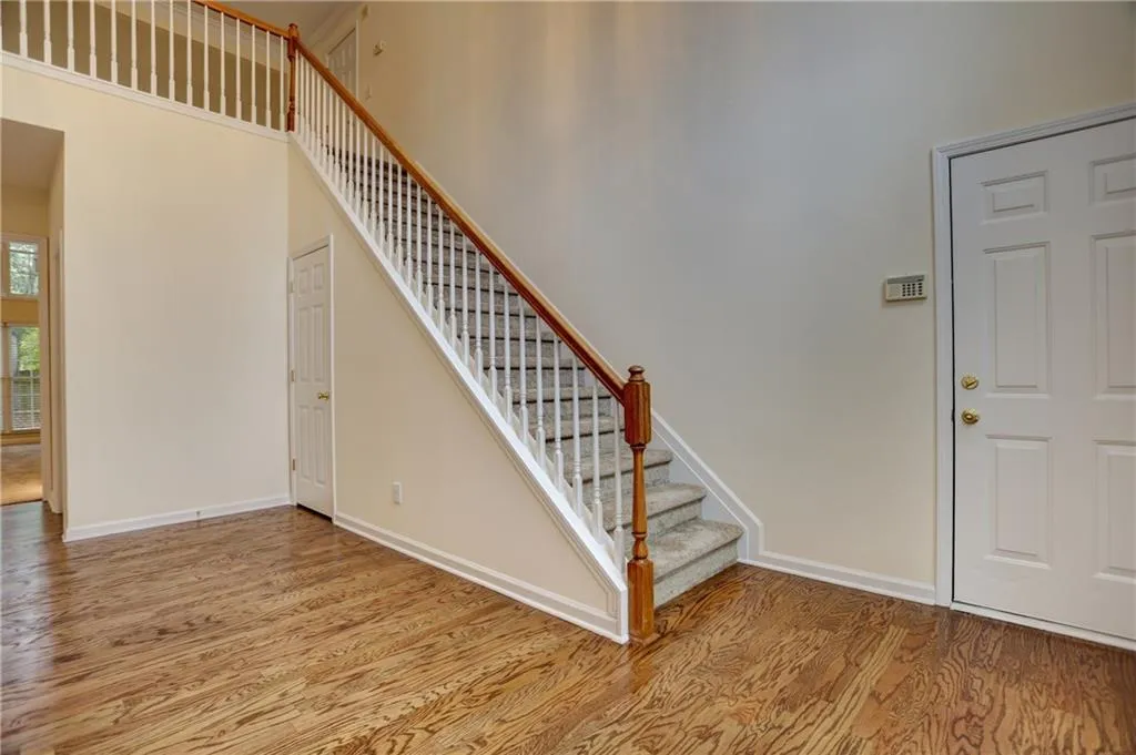 1010 Lancaster Walk, Sandy Springs, Georgia 30328, 4 Bedrooms Bedrooms, ,3 BathroomsBathrooms,Residential,Sold,1010 Lancaster Walk,5743547