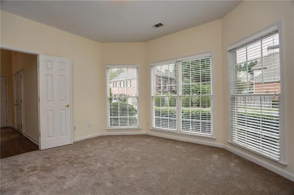 1010 Lancaster Walk, Sandy Springs, Georgia 30328, 4 Bedrooms Bedrooms, ,3 BathroomsBathrooms,Residential,Sold,1010 Lancaster Walk,5743547