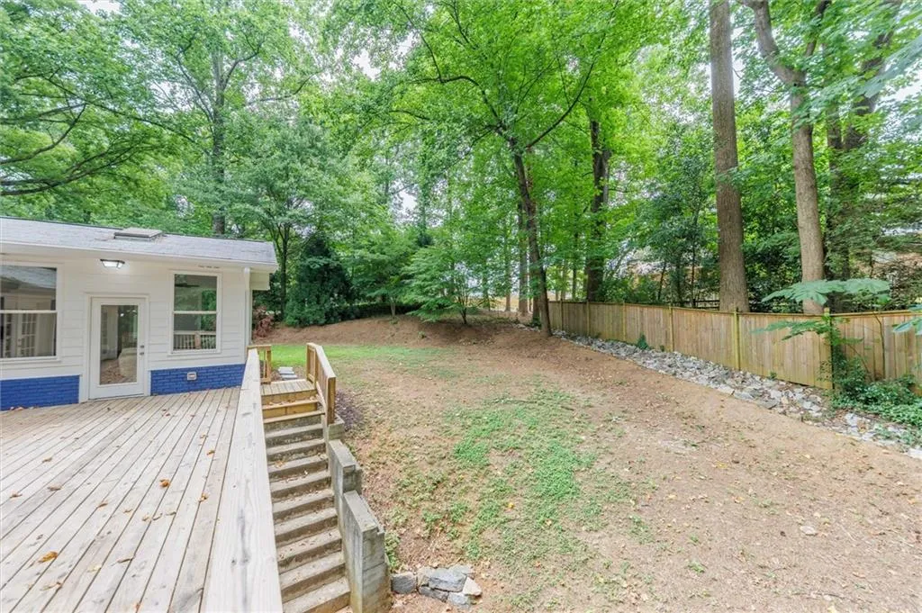 495 Valley Lane Ne, Atlanta, Georgia 30328, 5 Bedrooms Bedrooms, ,3 BathroomsBathrooms,Residential,Sold,495 Valley Lane Ne,7498024