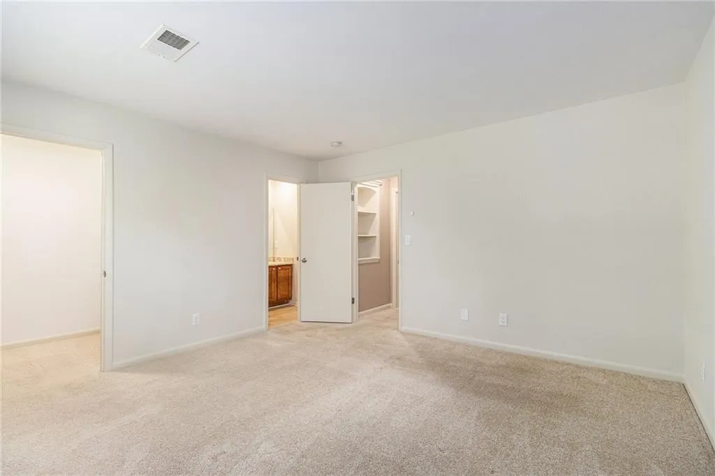 6900 Roswell Road Unit 6f, Atlanta, Georgia 30328, 2 Bedrooms Bedrooms, ,2 BathroomsBathrooms,Residential,For Sale,6900 Roswell Road Unit 6f,7656478