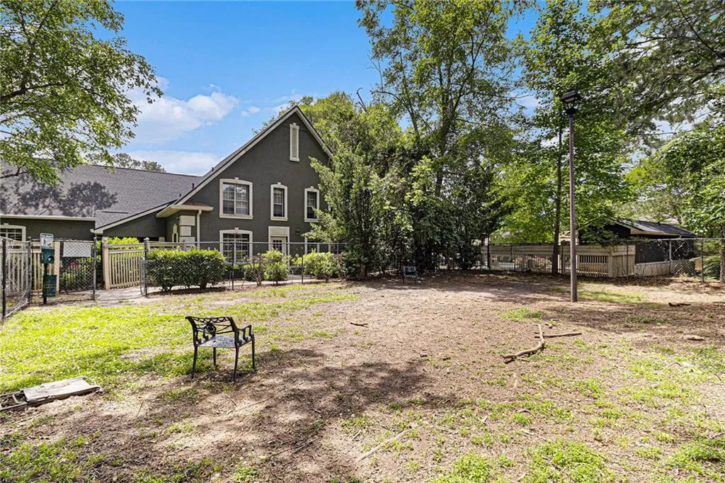 6900 Roswell Road Unit 6f, Atlanta, Georgia 30328, 2 Bedrooms Bedrooms, ,2 BathroomsBathrooms,Residential,For Sale,6900 Roswell Road Unit 6f,7656478