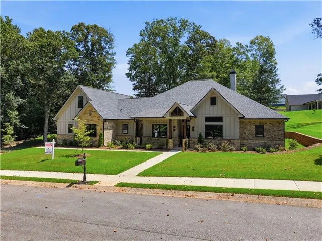 1652 Red Cedar Road, Commerce, Georgia 30530