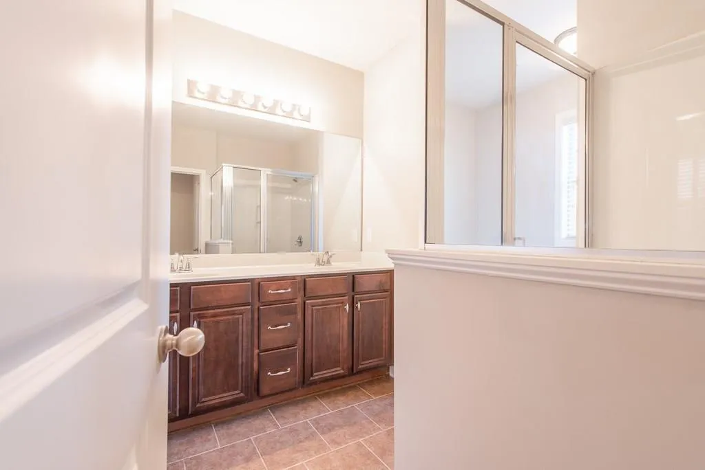 7265 Glisten Avenue Unit 128, Sandy Springs, Georgia 30328, 2 Bedrooms Bedrooms, ,2 BathroomsBathrooms,Residential,Sold,7265 Glisten Avenue Unit 128,6108032