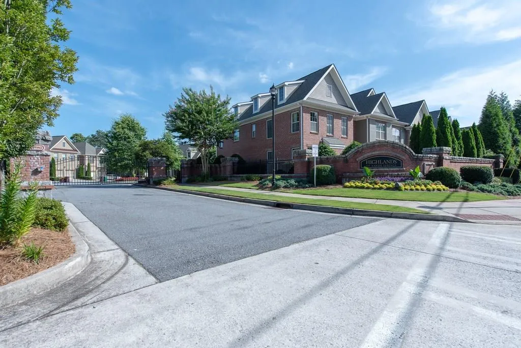 7265 Glisten Avenue Unit 128, Sandy Springs, Georgia 30328, 2 Bedrooms Bedrooms, ,2 BathroomsBathrooms,Residential,Sold,7265 Glisten Avenue Unit 128,6108032