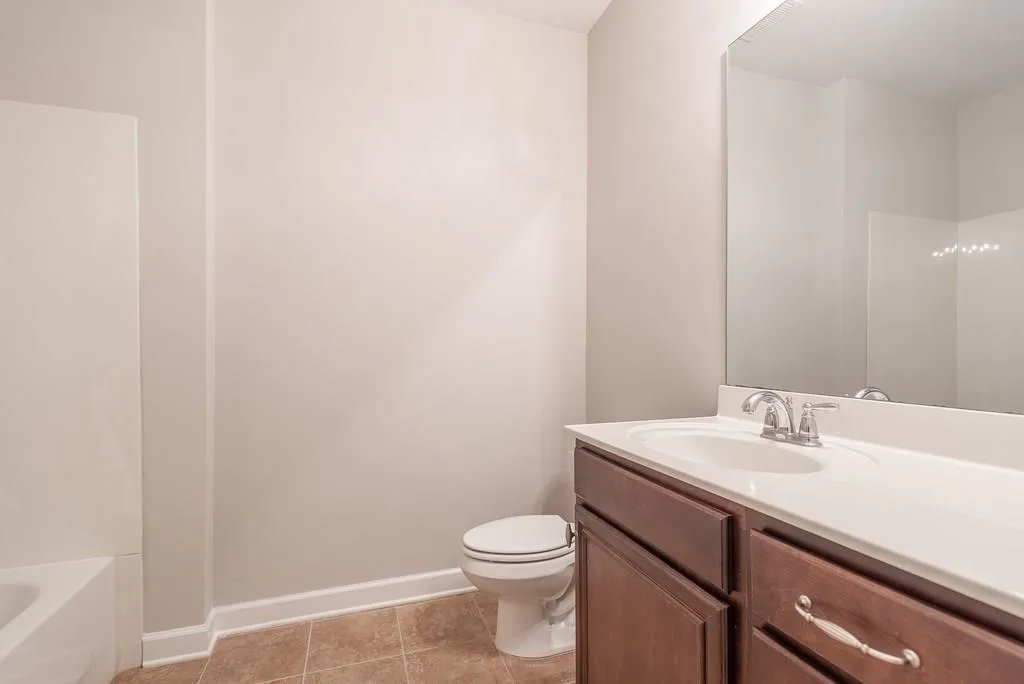 7265 Glisten Avenue Unit 128, Sandy Springs, Georgia 30328, 2 Bedrooms Bedrooms, ,2 BathroomsBathrooms,Residential,Sold,7265 Glisten Avenue Unit 128,6108032