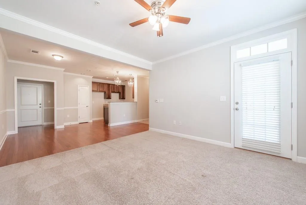 7265 Glisten Avenue Unit 128, Sandy Springs, Georgia 30328, 2 Bedrooms Bedrooms, ,2 BathroomsBathrooms,Residential,Sold,7265 Glisten Avenue Unit 128,6108032