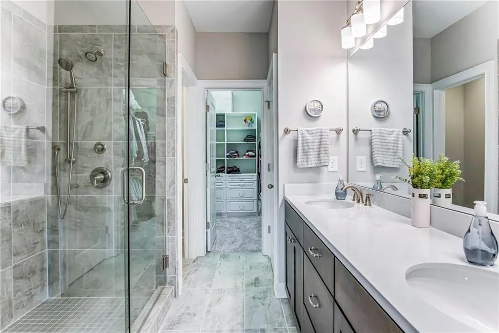 6791 Encore Boulevard, Sandy Springs, Georgia 30328, 4 Bedrooms Bedrooms, ,4 BathroomsBathrooms,Residential,Sold,6791 Encore Boulevard,6750333