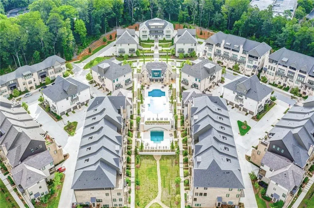 6791 Encore Boulevard, Sandy Springs, Georgia 30328, 4 Bedrooms Bedrooms, ,4 BathroomsBathrooms,Residential,Sold,6791 Encore Boulevard,6750333