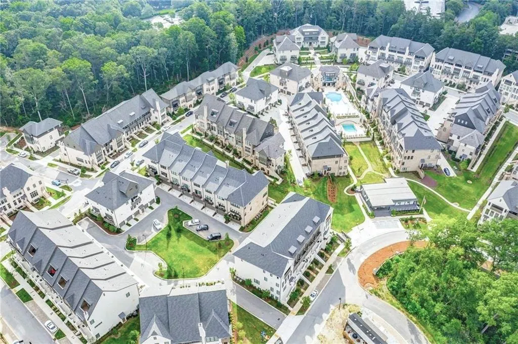 6791 Encore Boulevard, Sandy Springs, Georgia 30328, 4 Bedrooms Bedrooms, ,4 BathroomsBathrooms,Residential,Sold,6791 Encore Boulevard,6750333