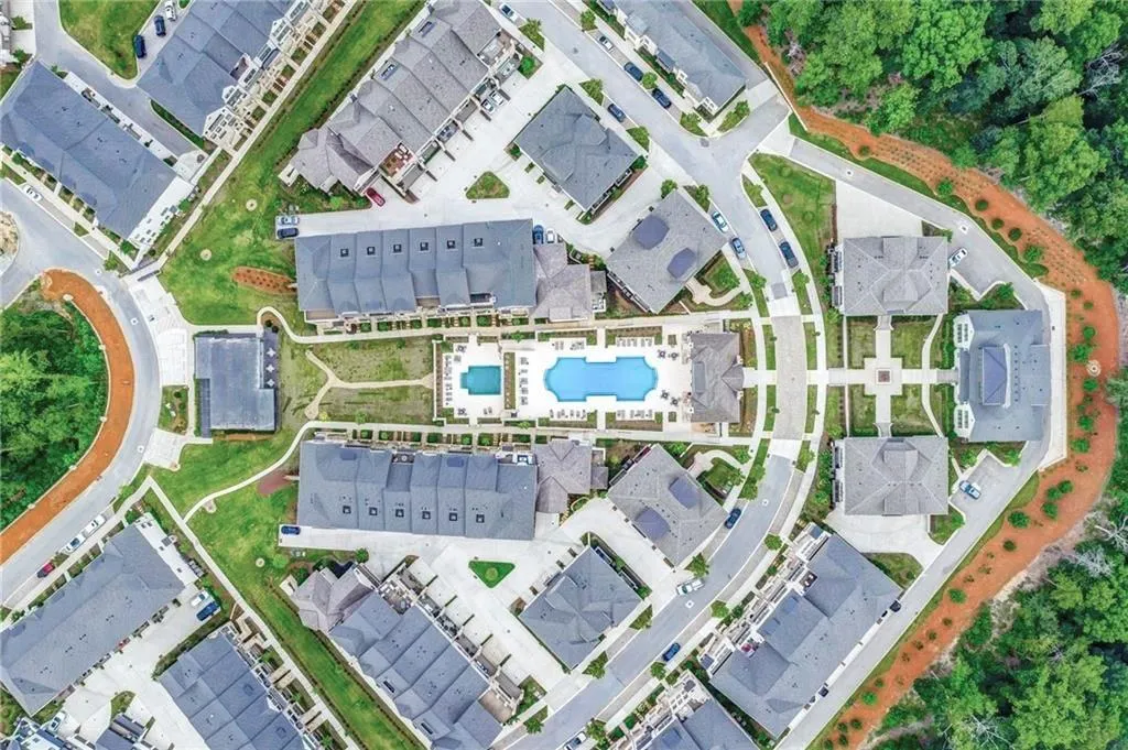 6791 Encore Boulevard, Sandy Springs, Georgia 30328, 4 Bedrooms Bedrooms, ,4 BathroomsBathrooms,Residential,Sold,6791 Encore Boulevard,6750333
