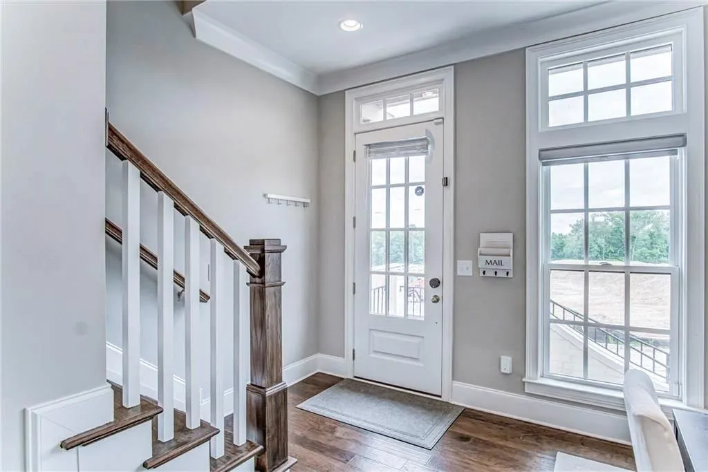 6791 Encore Boulevard, Sandy Springs, Georgia 30328, 4 Bedrooms Bedrooms, ,4 BathroomsBathrooms,Residential,Sold,6791 Encore Boulevard,6750333