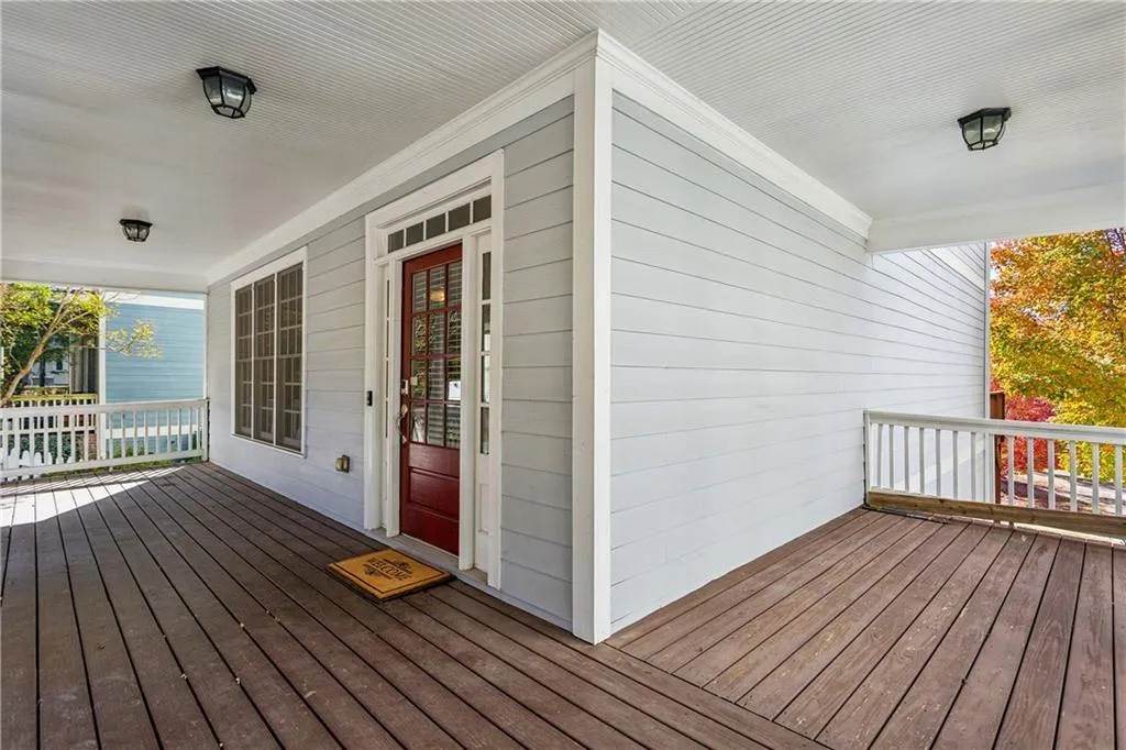 1856 Perry Boulevard Nw, Atlanta, Georgia 30318, 3 Bedrooms Bedrooms, ,3 BathroomsBathrooms,Residential,For Sale,1856 Perry Boulevard Nw,7668721